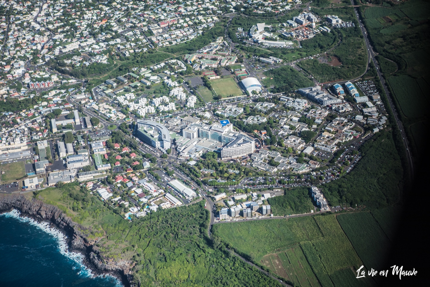 Pourquoi survoler l’île de la Réunion en hélicoptère est une bonne idée ?